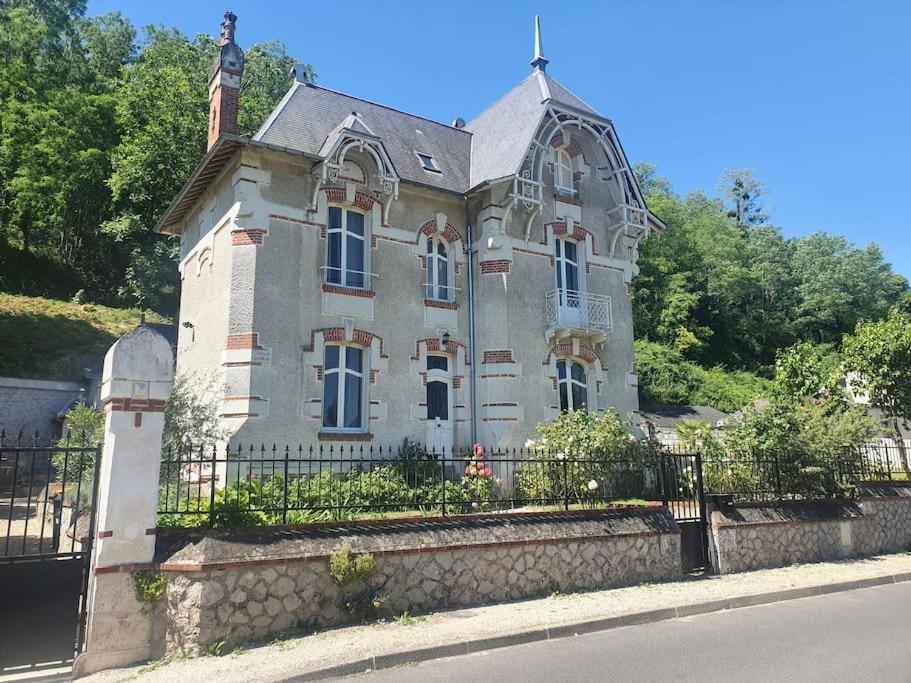 הוילה Saint-Clément-des-Levées La Maison De Gabin Et Augustin מראה חיצוני תמונה